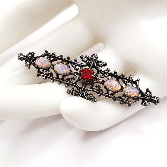 Vintage Sarah Coventry Pin, Victorian Style Brooch, Dragon's Breath Cabs, Silver - Picture 1 of 11